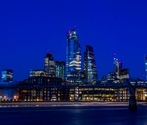Превью обои город, здания, огни, ночь