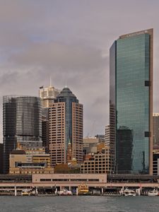Превью обои город, здания, река, вода