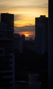 Превью обои город, здания, солнце, закат