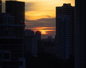 Превью обои город, здания, солнце, закат