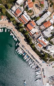 Превью обои город, здания, вид сверху, пристань, лодки, вода