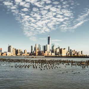 Превью обои город, здания, вода