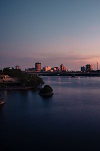 Превью обои город, здания, вода, сумерки, закат