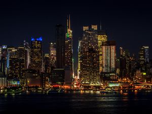 Превью обои городской пейзаж, ночь, нью-йорк, манхеттен, небоскребы, огни