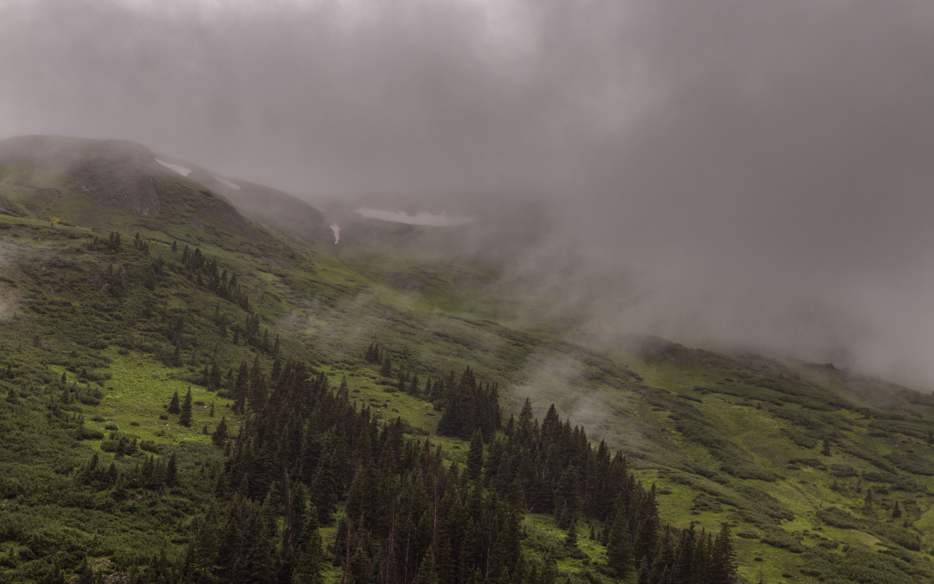 Slope 4. Горы в тумане. Туман в тундре. Лес туман тундра.