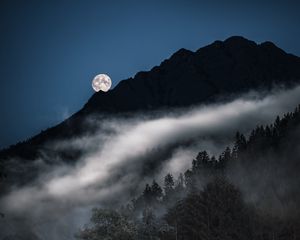 Превью обои горы, деревья, туман, луна, ночь, пейзаж