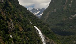 Превью обои горы, деревья, водопад, облака