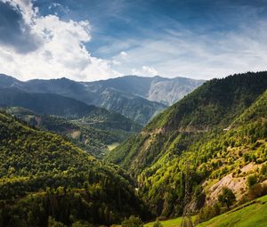 Превью обои горы, деревья, высота, провода, вышка, башня, леса