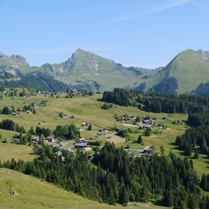 Превью обои горы, долина, деревня, пейзаж, вид сверху