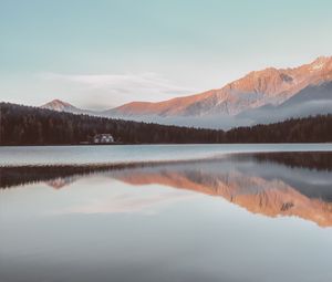 Превью обои горы, дом, озеро, отражение
