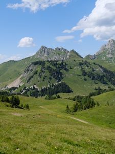 Превью обои горы, холмы, долина, деревья, пейзаж