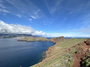Превью обои горы, холмы, море, небо, облака