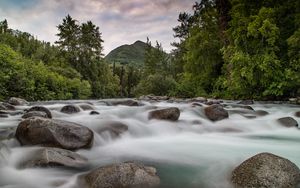 Превью обои горы, камни, река, поток, вода, лес