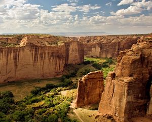 Превью обои горы, каньон, пейзаж, небо, облака