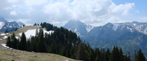 Превью обои горы, лес, деревья, облака, небо, природа