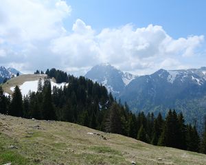 Превью обои горы, лес, деревья, облака, небо, природа
