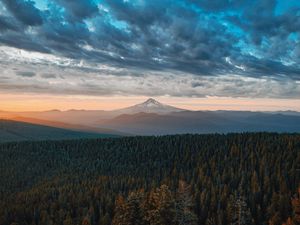 Превью обои горы, лес, облака, туман, пейзаж