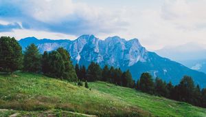 Превью обои горы, луг, доломитовые альпы, валь-ди-фасса, италия