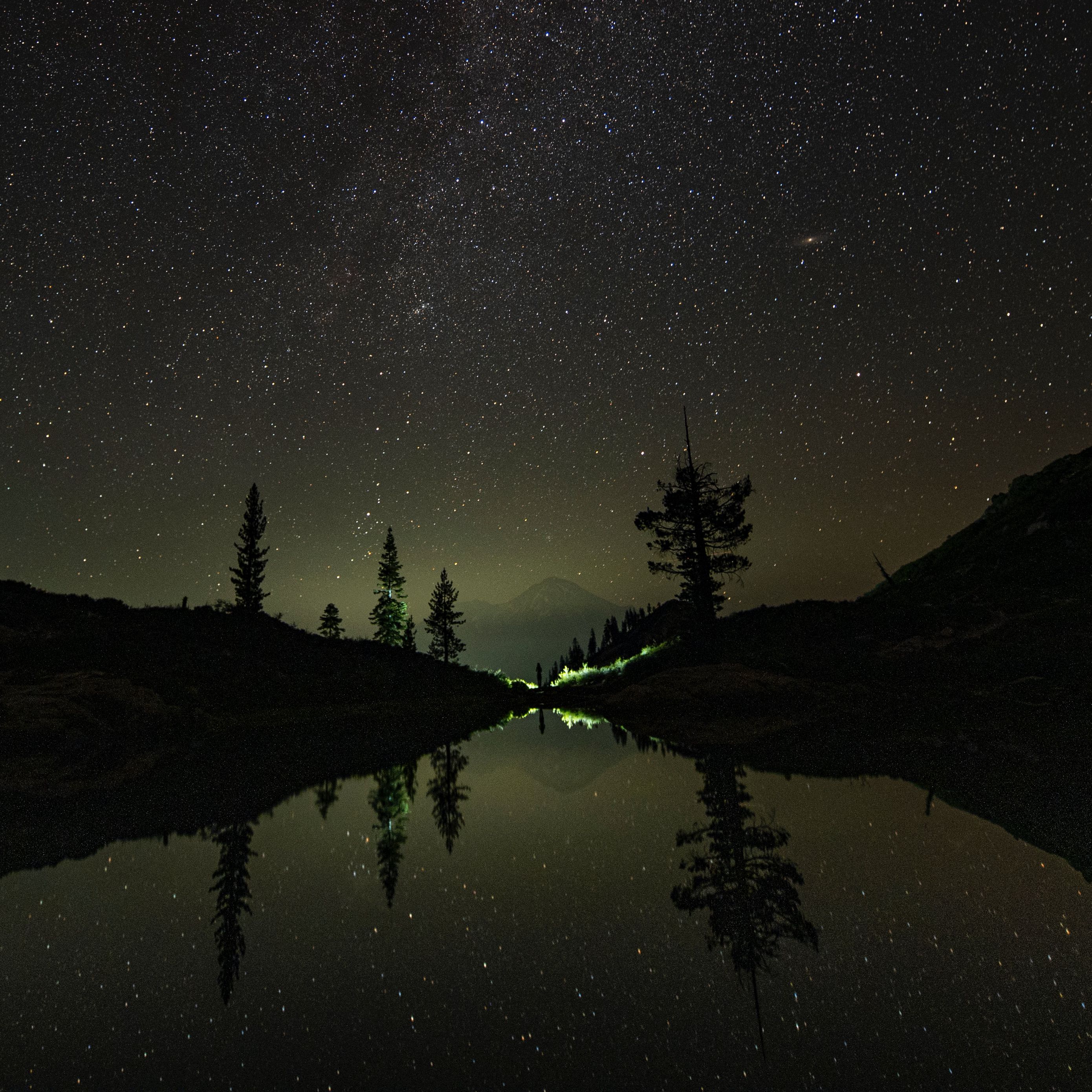 Ночное озеро под Звёздные