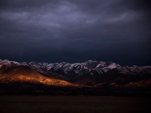 Превью обои горы, ночь, вершины, заснеженный