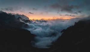 Превью обои горы, облака, небо, дым, высота