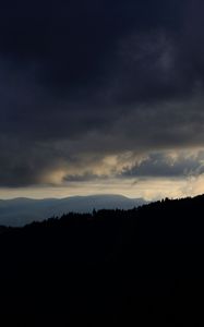 Превью обои горы, облака, ночь, деревья
