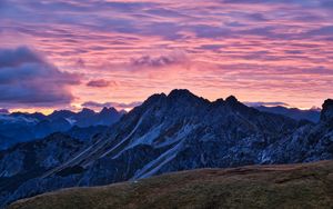 Превью обои горы, облака, закат, небо, природа