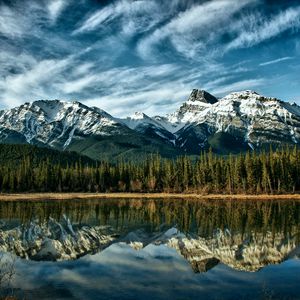 Превью обои горы, отражение, лес, канада, цвета