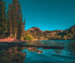 Превью обои горы, озеро, деревья, ель, пейзаж