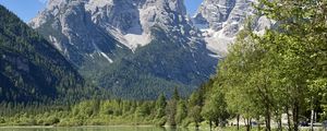 Превью обои горы, озеро, лес, деревья, вода, природа