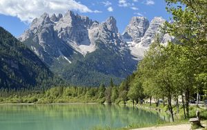 Превью обои горы, озеро, лес, деревья, вода, природа