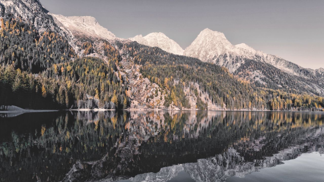 Обои горы, озеро, отражение
