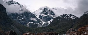 Превью обои горы, озеро, отражение, скалы, облака, заснеженный