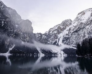 Превью обои горы, озеро, туман, заснеженный, пейзаж