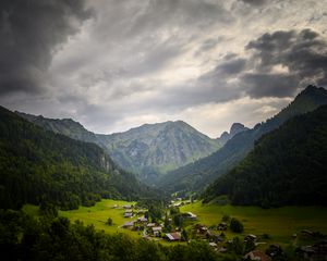 Превью обои горы, поселок, лес, природа