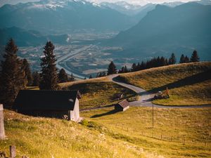 Превью обои горы, поселок, пейзаж, здания, дорога