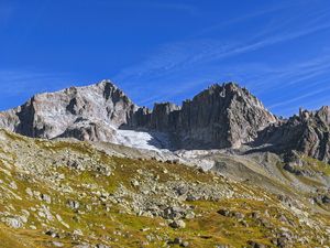 Превью обои горы, скалы, камни, мох, природа