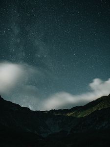 Превью обои горы, скалы, ночь, звездное небо, звезды, облака