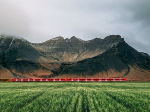 Превью обои горы, скалы, поезд, трава, туман