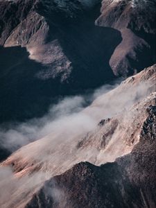 Превью обои горы, скалы, туман, облака, склон