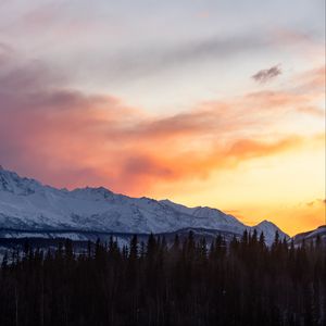 Превью обои горы, снег, деревья, закат