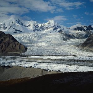 Превью обои горы, снег, камни, песок