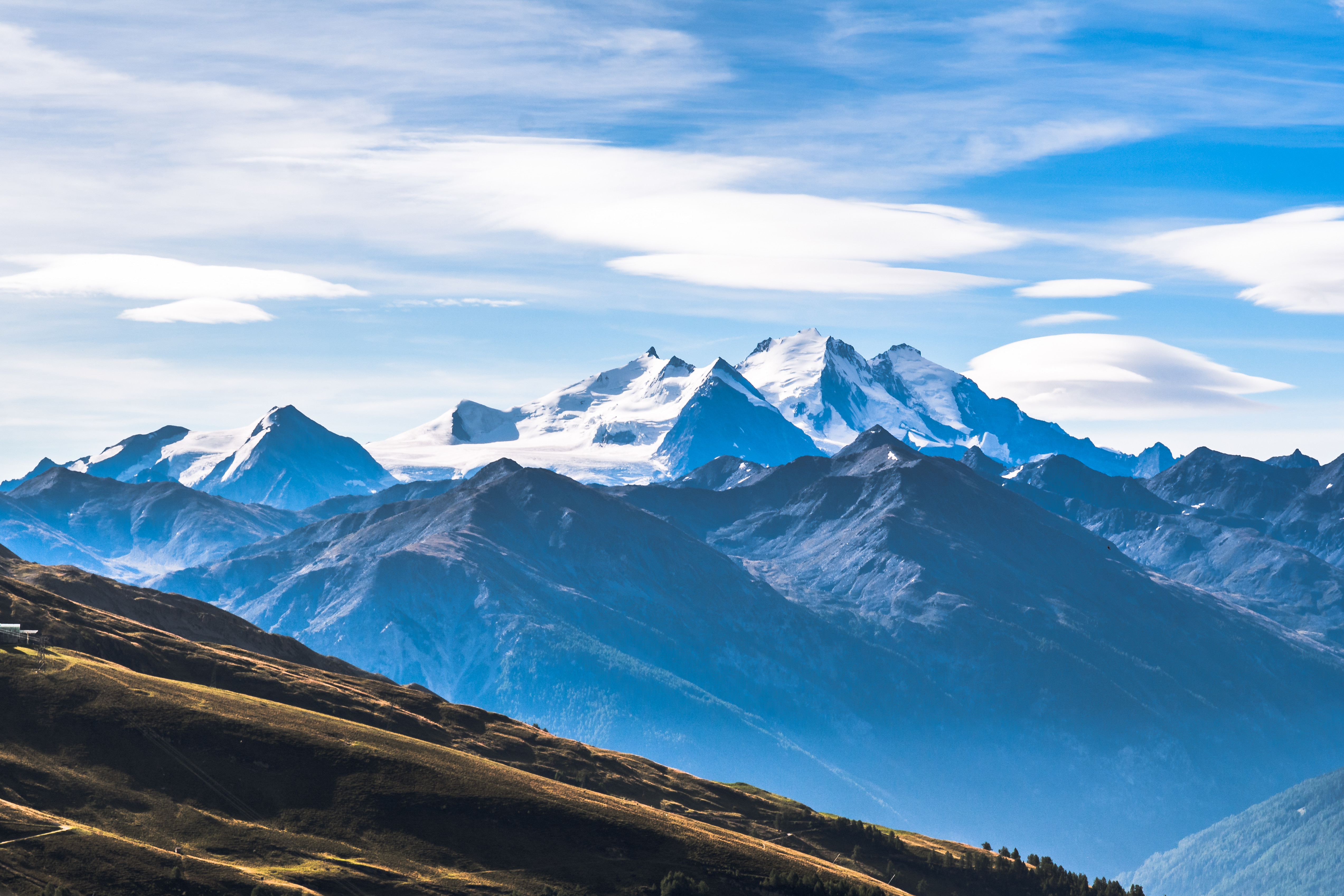 Snow capped mountains. Фон горы. Фон для рабочего стола горы. Задний фон горы. Фон горы кр.