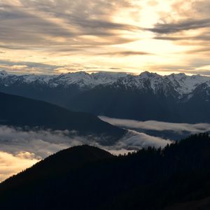 Превью обои горы, снег, туман, пейзаж