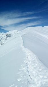 Превью обои горы, снег, вершины, след