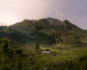 Превью обои горы, трава, дом, холм