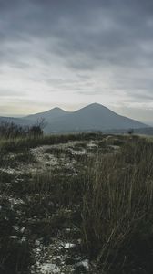 Превью обои горы, трава, тропинка, даль