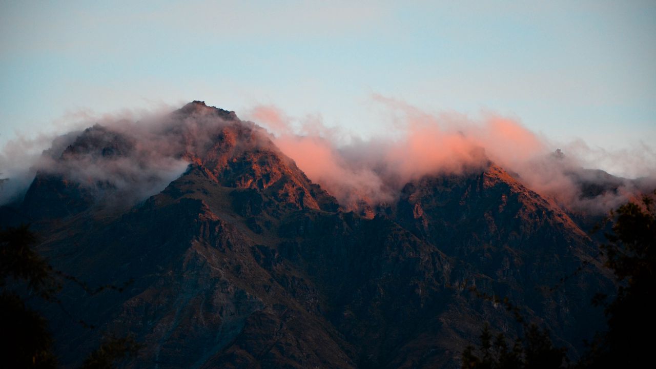 Обои горы, туман, небо