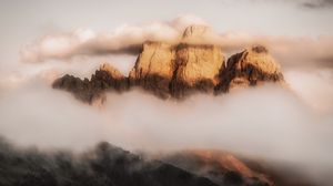 Превью обои горы, туман, облака, монте-пелмо, доломиты, италия