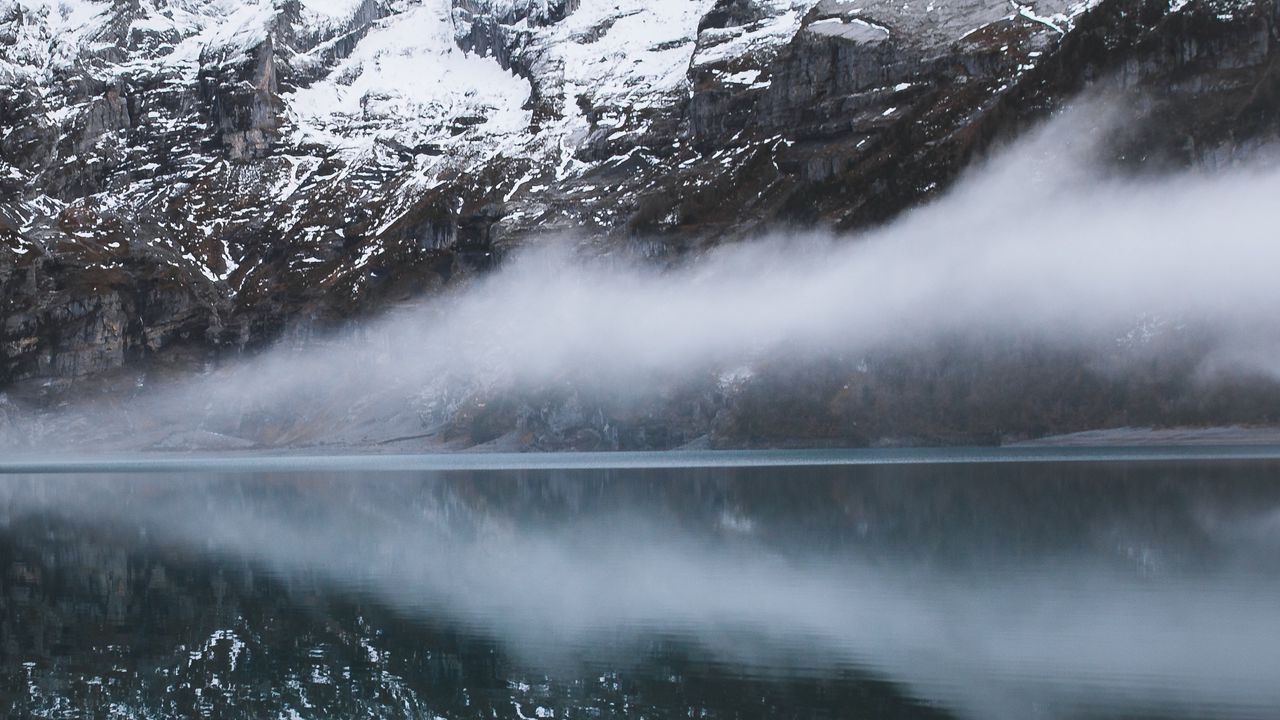 Обои горы, туман, отражение, озеро